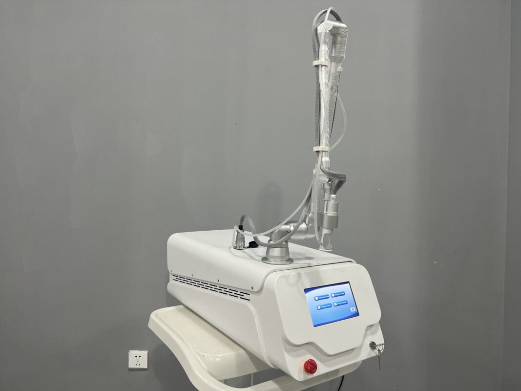 fractional-co2-laser-equipment-v11-1503