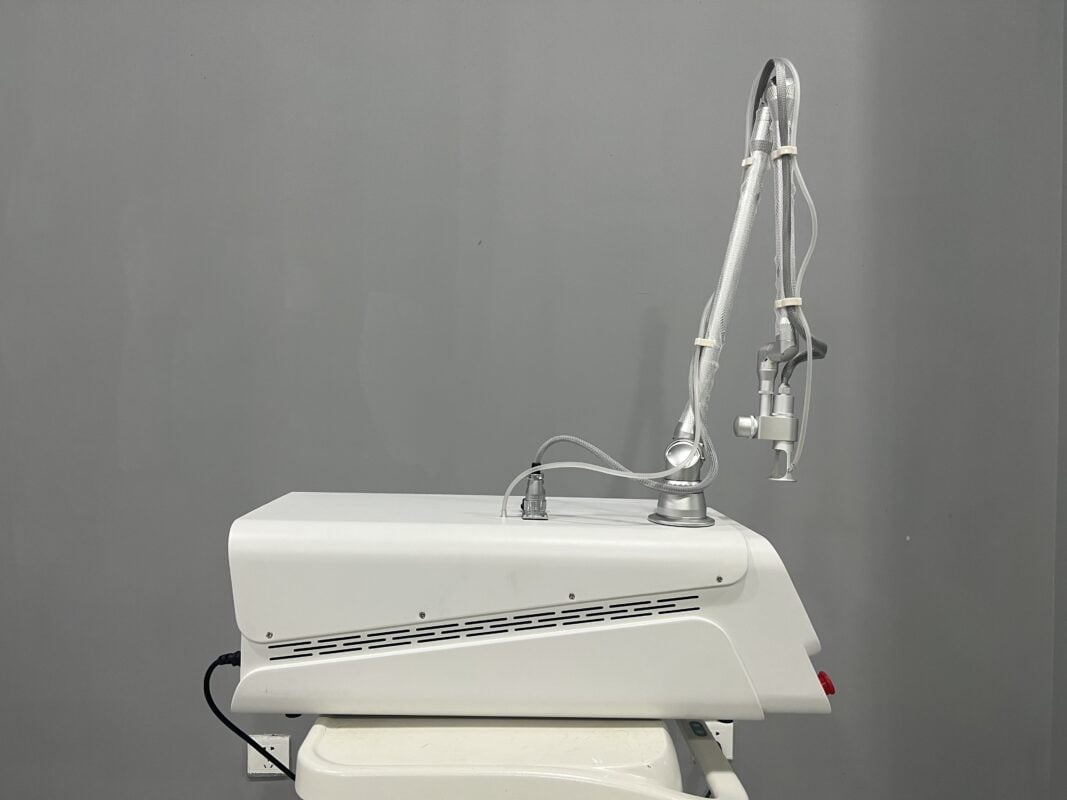 fractional-co2-laser-equipment-v11-1504