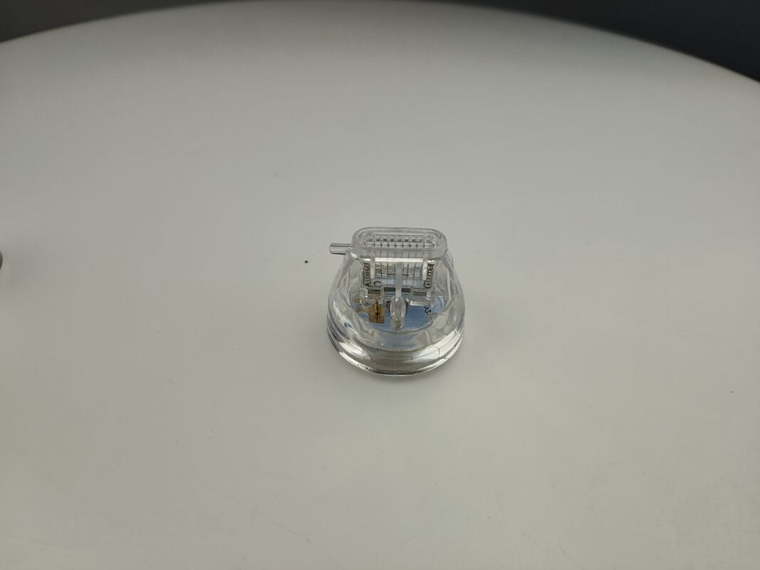 h04-golden-rf-microneedling-5bfd