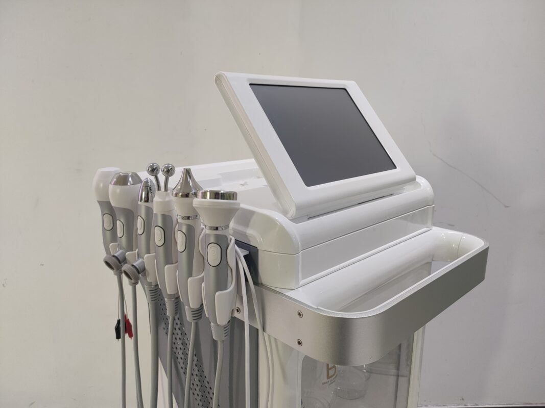 silver-nebula-hydradermabrasion-hydrafacial-10-4