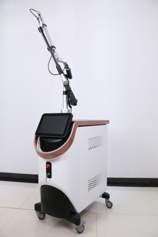 Vertical Picosecond Laser Machine P50 Display kebk