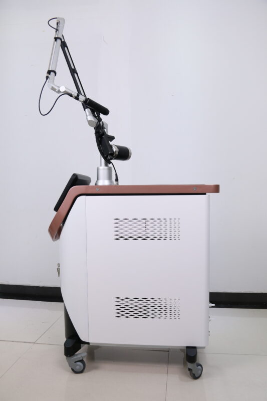 Vertical Picosecond Laser Machine P50 Display mhqi