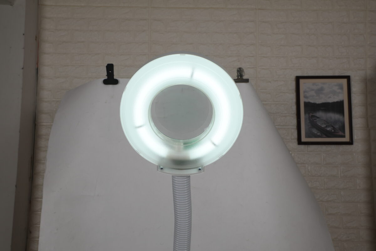 LED Magnifier Lamp Details 11